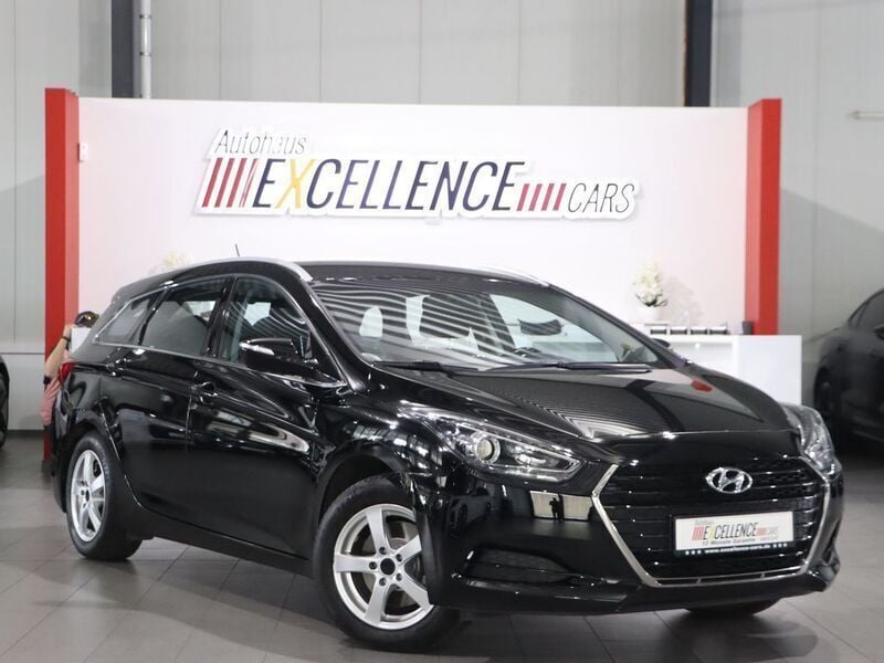 Schwarz Gebraucht 2015 Hyundai i40 Classic Kombi | 11.991 € (Fairer Preis) - Bild 1/4
