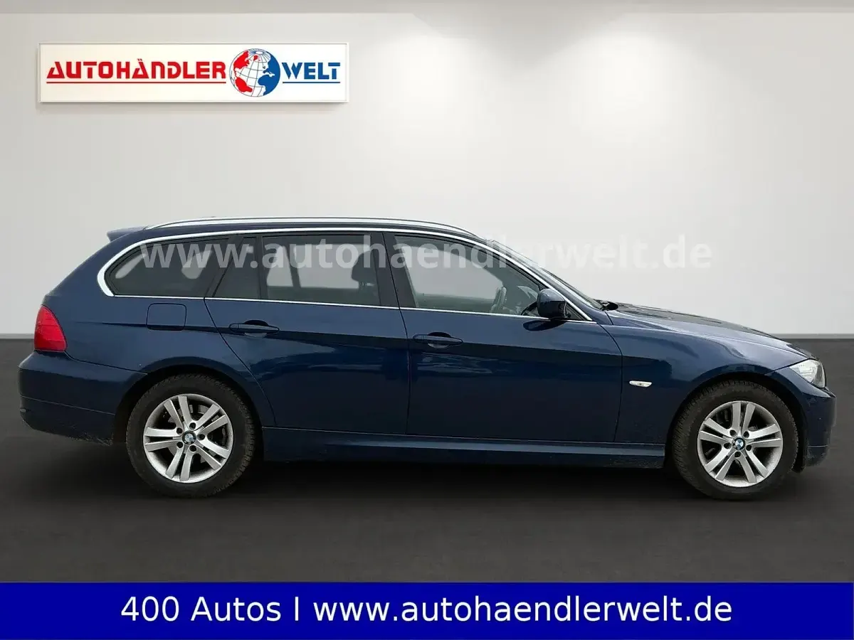 Gebraucht BMW 320 184 PS (135 kW) 2011 Blau Kombi