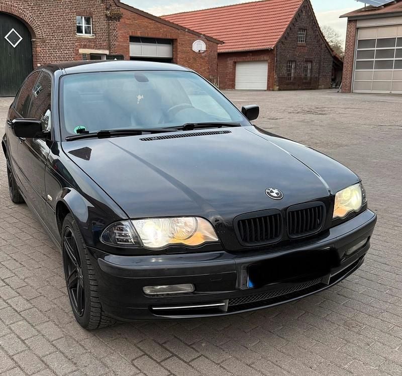 Gebraucht BMW 330 Basis 231 PS (169 kW) 1998 Schwarz Limousine