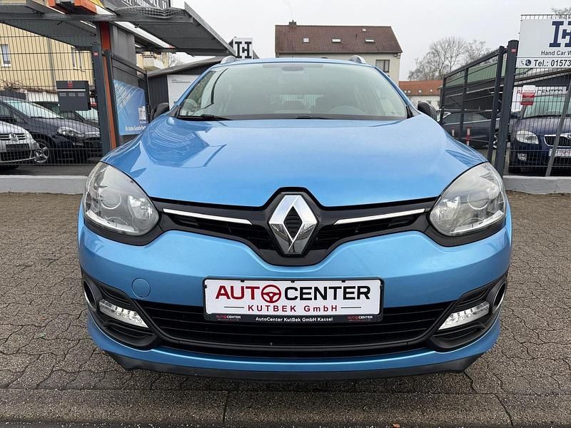 Gebraucht Renault Mégane III LIMITED 116 PS (85 kW) 2015 Blau Kombi