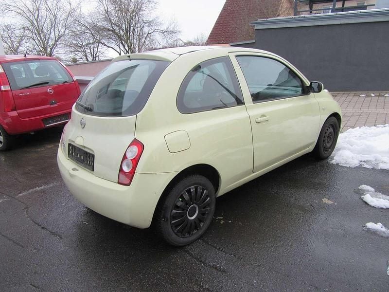 Gebraucht Nissan Micra Acenta 65 PS (47 kW) 2004 Beige Kleinwagen