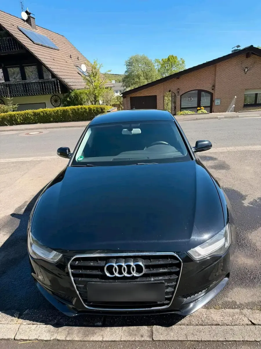 Gebraucht Audi A5 177 PS (130 kW) 2012 Schwarz Coupé