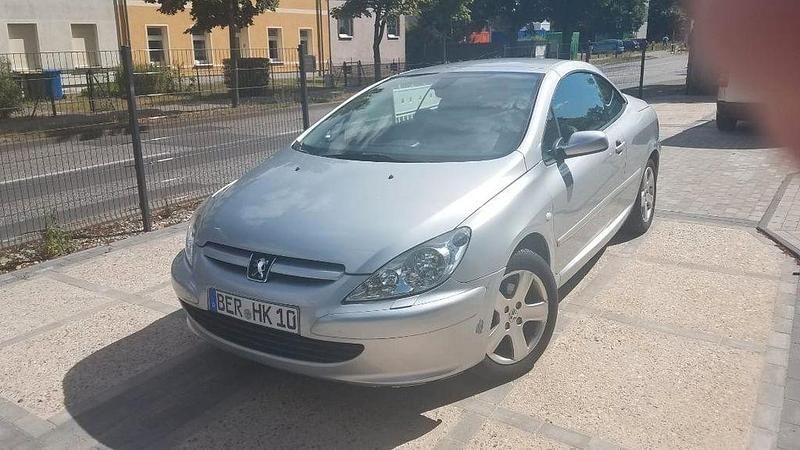 Silber Gebraucht 2004 Peugeot 307 CC Cabrio | 2.200 € (Superpreis) - Bild 1/4