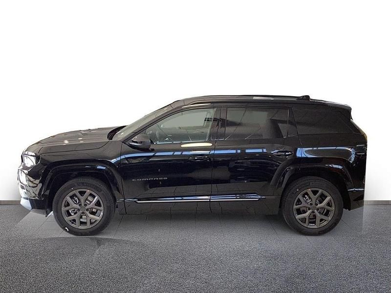 Gebraucht Jeep Compass 145 PS (106 kW) 2026 Schwarz SUV