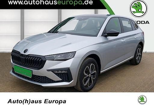 Gebraucht Skoda Scala Selection 150 PS (110 kW) 2024 Brilliantsilber metallic Kleinwagen