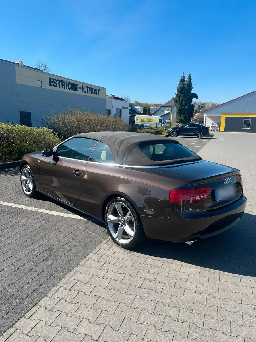 Usata Audi A5 Cabriolet 211 CV (155 kW) 2009 Marrone Cabrio