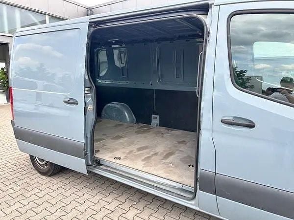 Second-hand Mercedes Sprinter 143 CP (105 kW) 2019 Gri Van
