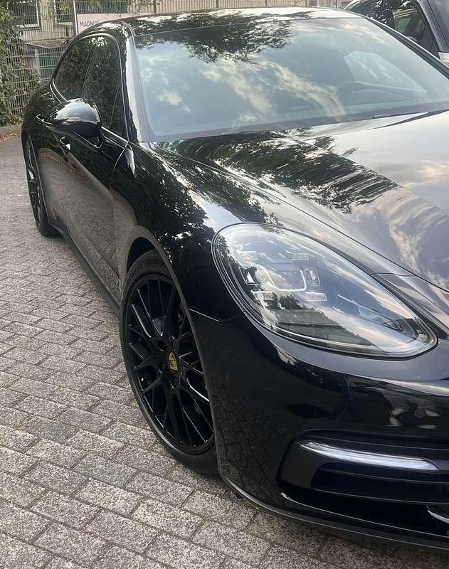 Gebraucht 2018 Porsche Panamera Sport Turismo Kombi | 53.555 € (Fairer Preis) - Bild 1/4