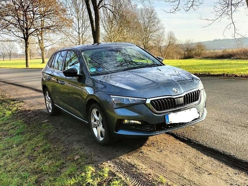Gebraucht Skoda Scala Style 116 PS (85 kW) 2019 Grau Kleinwagen