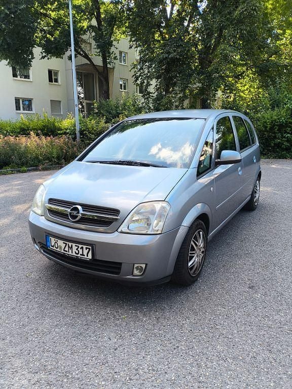 Silber Gebraucht 2005 Opel Meriva Van / Kleinbus | 650 € (Superpreis) - Bild 1/4