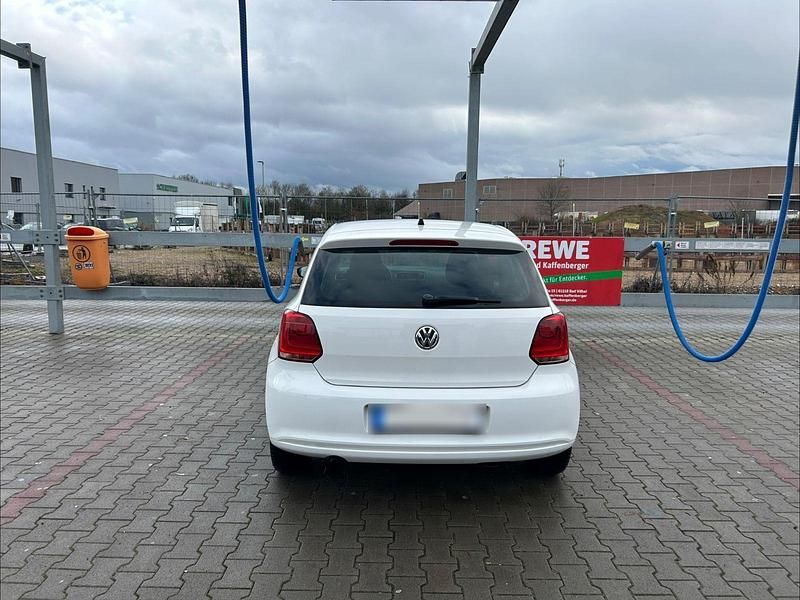 Second-hand VW Polo 105 CP (77 kW) 2011 Alb Hatchback