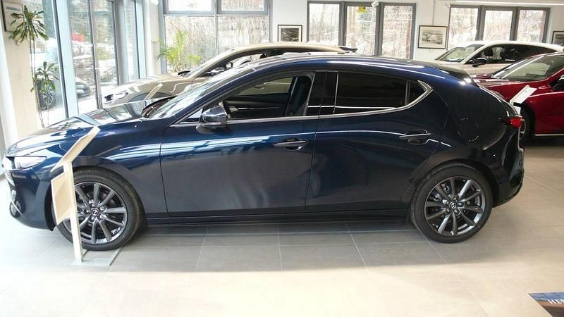 Gebraucht Mazda 3 Exclusive-Line 140 PS (102 kW) 2026 Blau Limousine