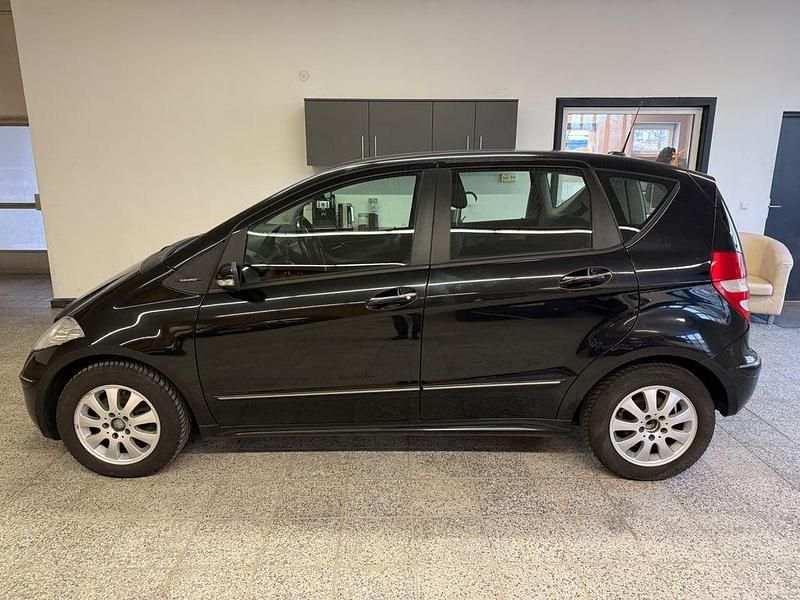 Schwarz Gebraucht 2008 Mercedes A170 Limousine | 2.490 € (Fairer Preis) - Bild 1/4