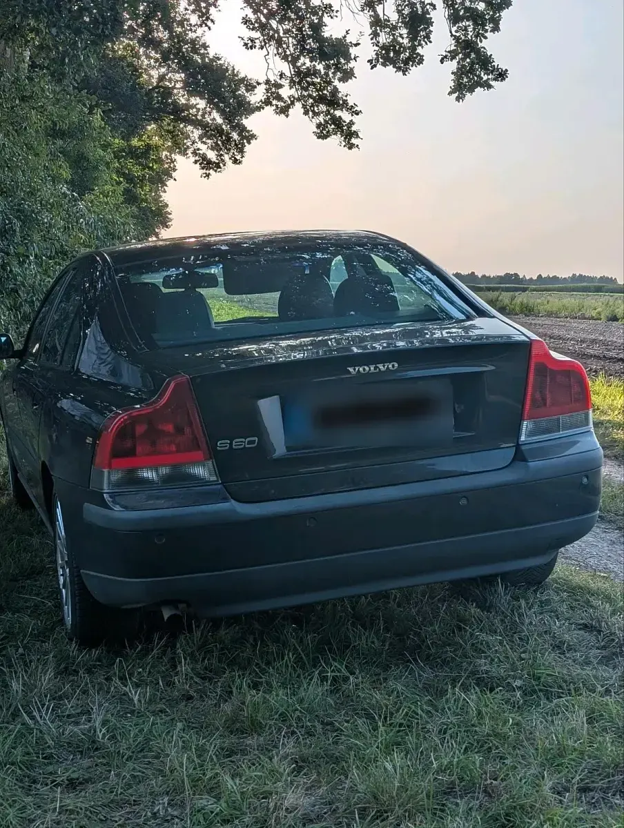 Gebraucht Volvo S60 140 PS (102 kW) 2004 Schwarz Limousine