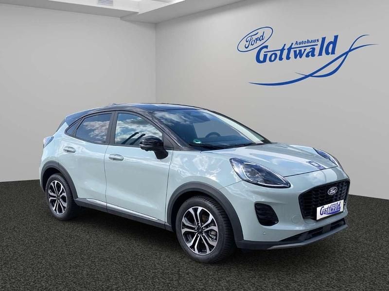 Gebraucht Ford Puma Titanium 125 PS (91 kW) 2025 Cactus gray SUV