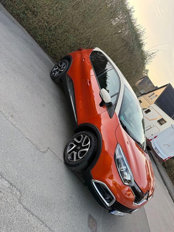 Gebraucht Renault Captur 90 PS (66 kW) 2015 Orange SUV