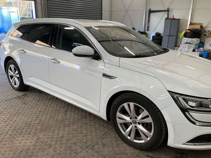 Weiß Gebraucht 2019 Renault Talisman GrandTour Kombi | 16.000 € (Fairer Preis) - Bild 1/4
