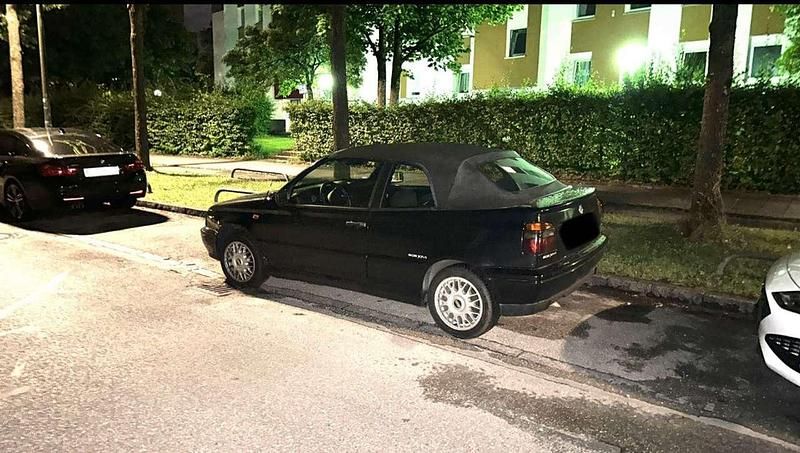 Schwarz Gebraucht 1996 VW Golf Cabriolet Cabrio | 3.500 € (Teuer) - Bild 1/3