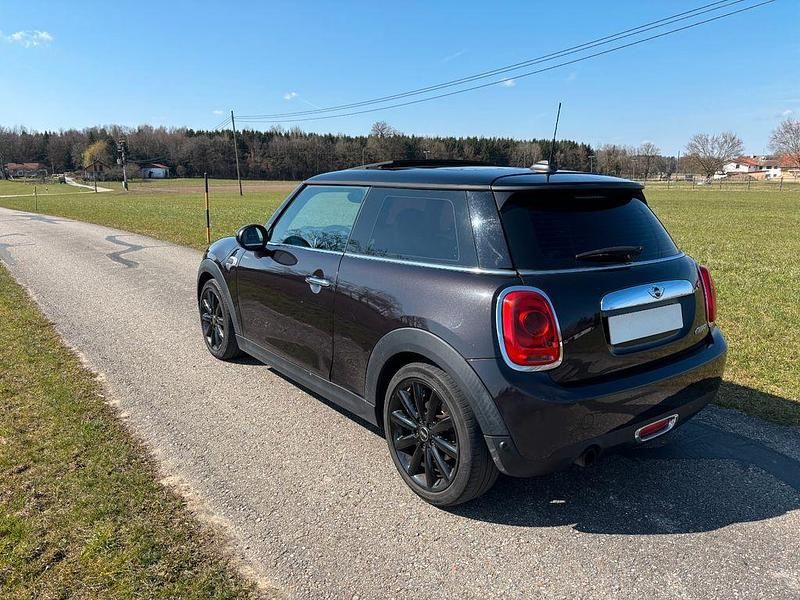 Gebraucht Mini Cooper 136 PS (100 kW) 2014 Schwarz Kleinwagen