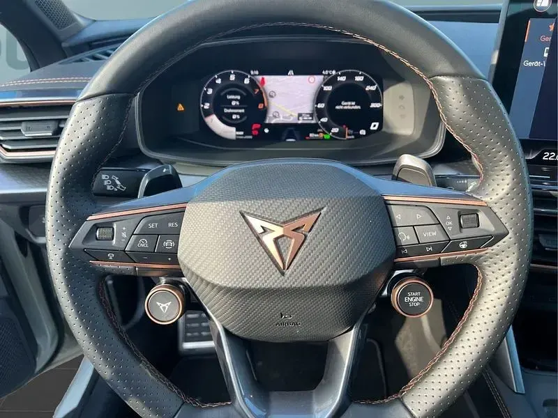 Usata Cupra Leon 150 CV (110 kW) 2024 Grigio Utilitaria