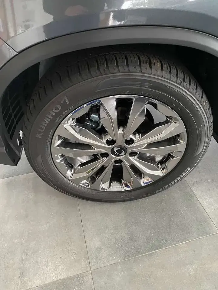 Gebraucht SsangYong Rexton Sapphire 203 PS (149 kW) 2024 Marble grey met. acm SUV