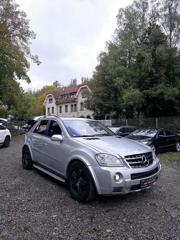Silber Gebraucht 2007 Mercedes ML420 AMG SUV | 7.000 € - Bild 1/4