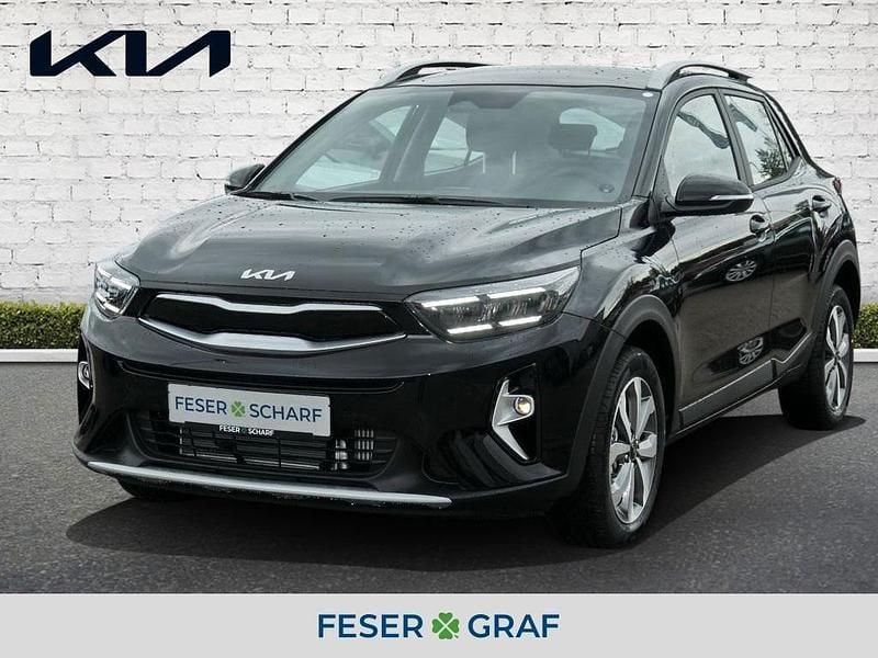 Auroraschwarz Neu 2025 Kia Stonic Vision SUV | 20.850 € (Superpreis) - Bild 1/4