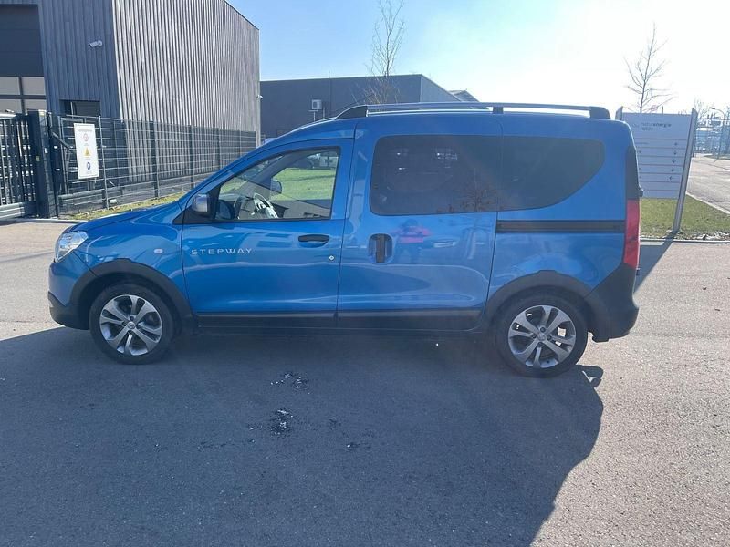 Gebraucht Dacia Dokker Stepway 75 PS (55 kW) 2015 Blau Van / Kleinbus