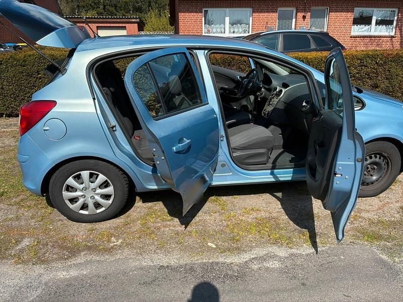 Second-hand Opel Corsa 80 CP (58 kW) 2008 Hatchback