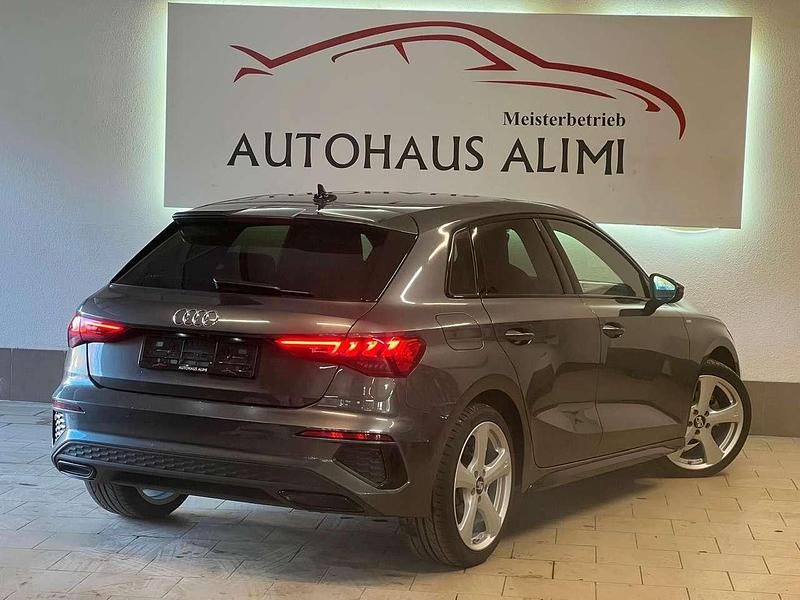 Gebraucht Audi A3 Sportback S-Line 110 PS (80 kW) 2024 Daytonagrau Kleinwagen
