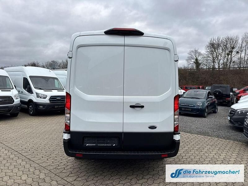 Gebraucht Ford Transit 131 PS (96 kW) 2022 Frostweiß Van / Kleinbus
