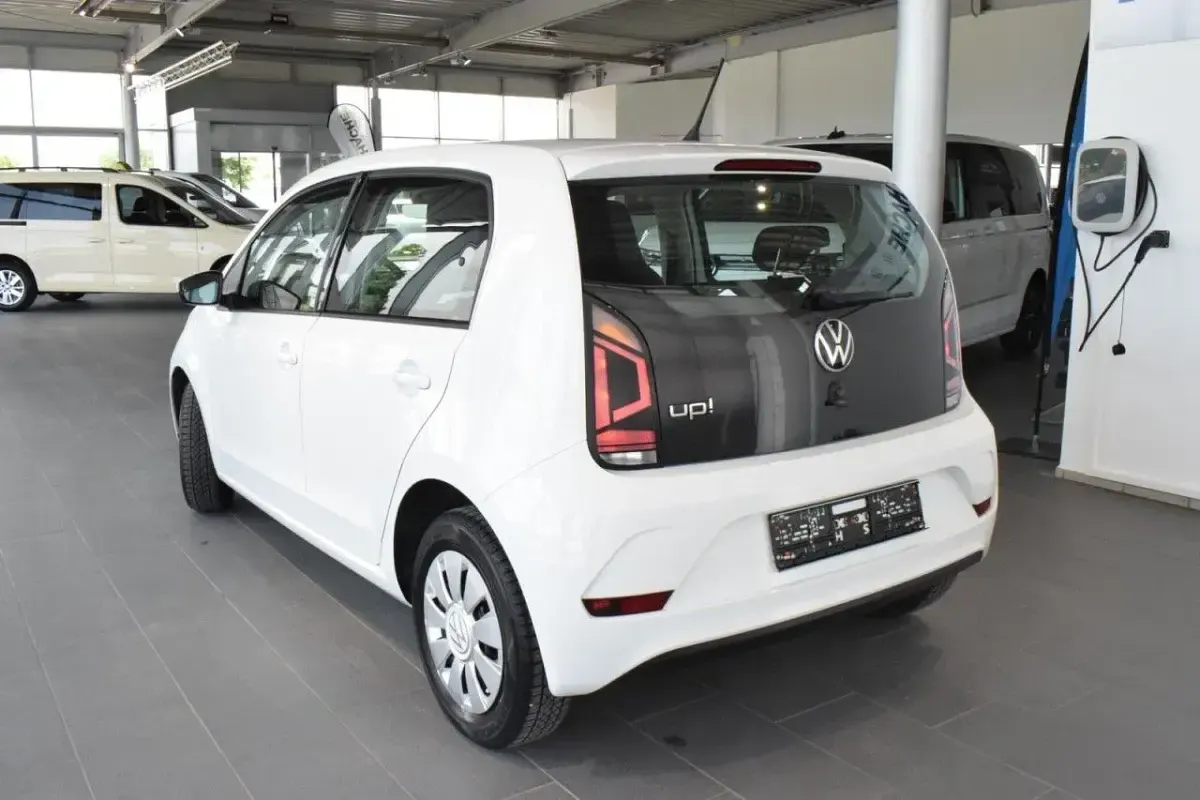Gebraucht VW up! 65 PS (47 kW) 2022 Weiß Kleinwagen
