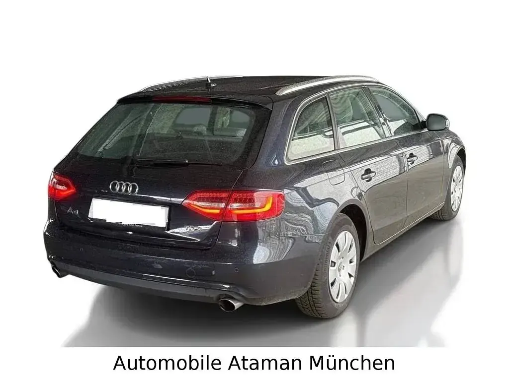 Gebraucht Audi A4 Ambiente 170 PS (125 kW) 2015 Blau Kombi