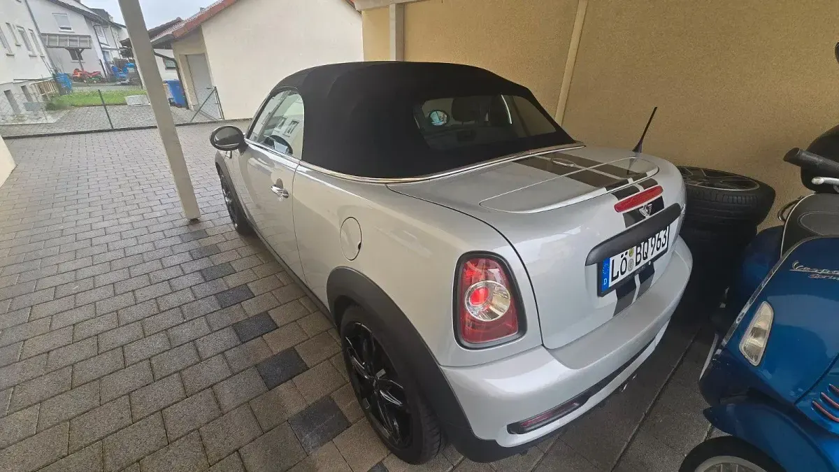 Käytetty Mini Cooper SD Cabriolet 143 HP (105 kW) 2013 Hopea Avoauto