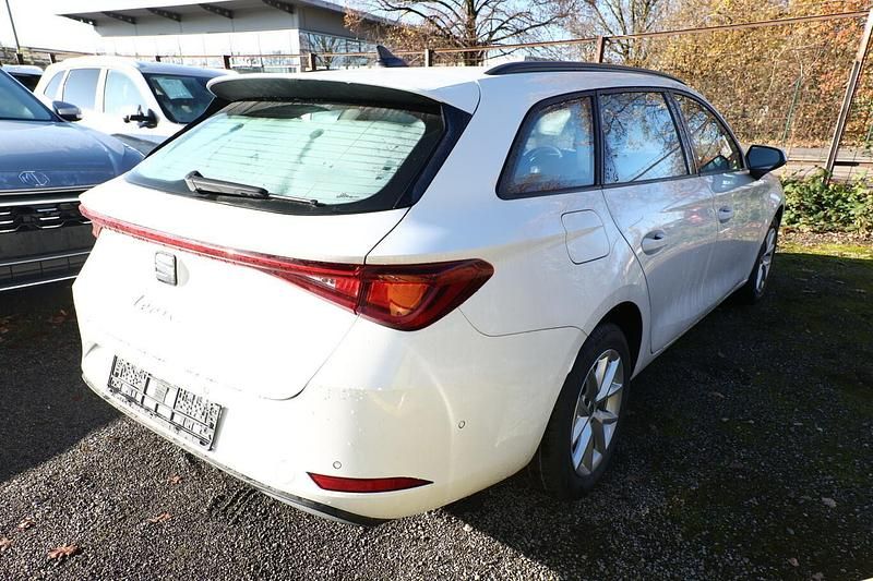 Neu Seat Leon ST Style 116 PS (85 kW) 2025 Candyweiß Kombi