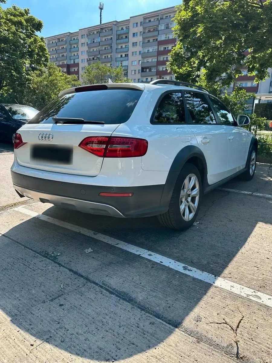Używany Audi A4 Allroad 177 KM (130 kW) 2012 Biały Kombi