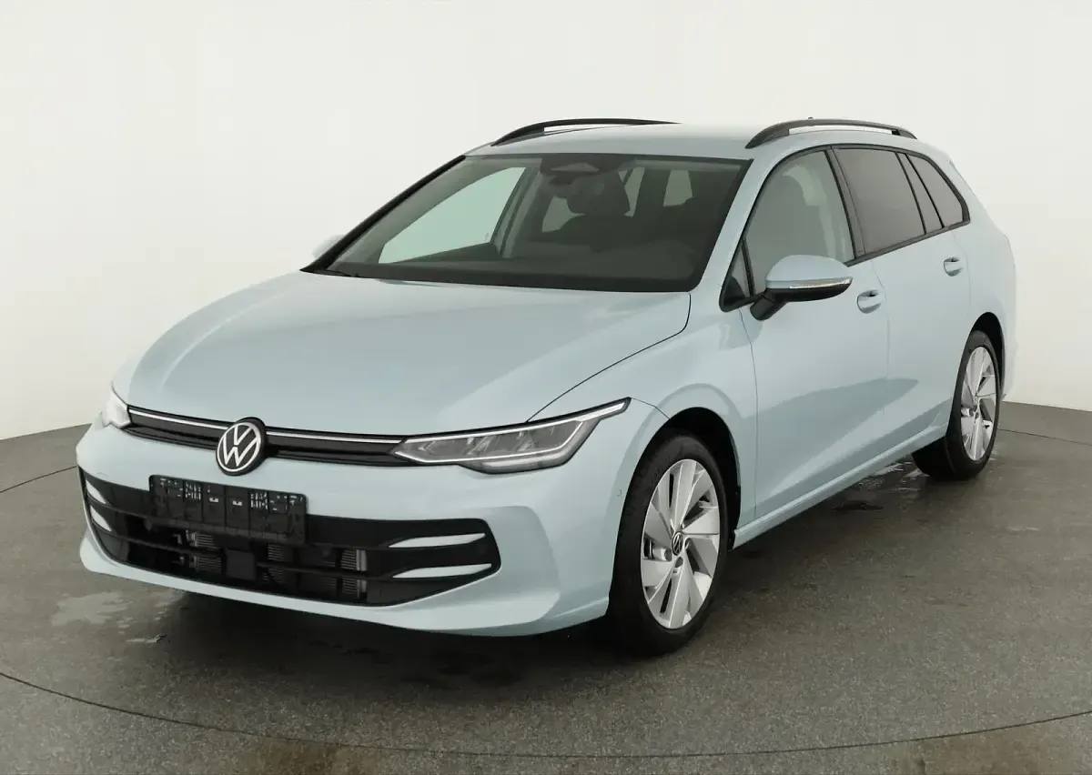 Gebraucht VW Golf VIII Life 150 PS (110 kW) 2026 Kombi