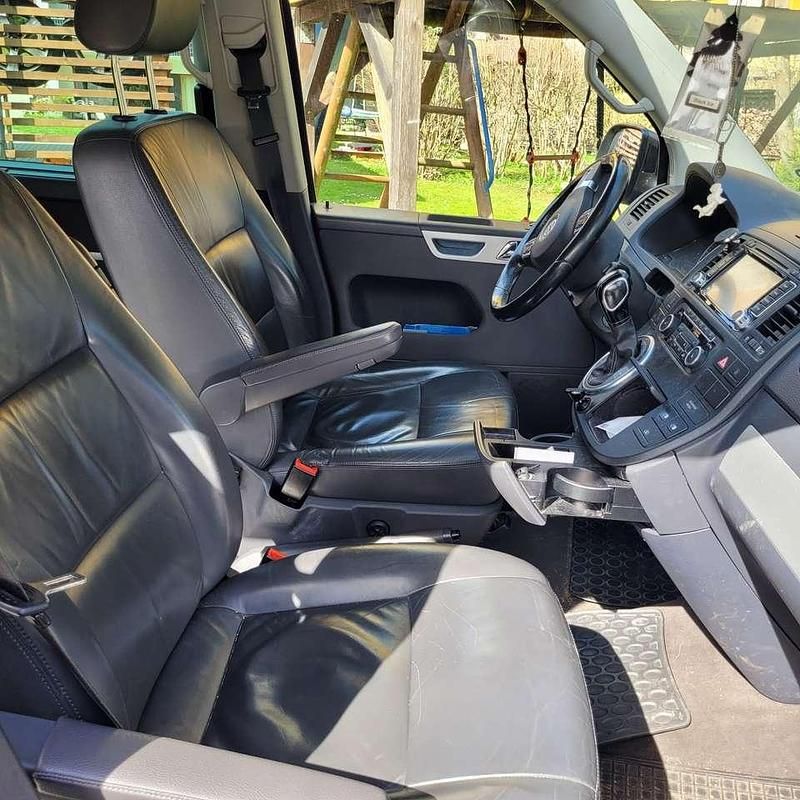 Gebraucht VW T5 Team 179 PS (131 kW) 2011 Braun Van