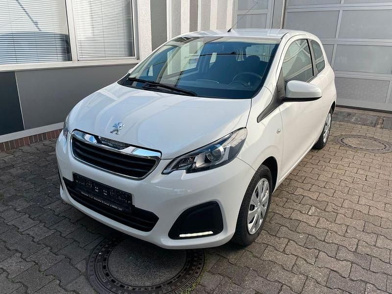 Zu lackieren weiss 068/deckend Gebraucht 2015 Peugeot 108 Active Kleinwagen | 5.895 € (Fairer Preis) - Bild 1/4
