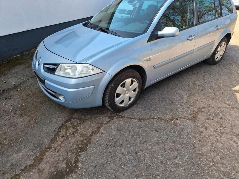 Gebraucht Renault Mégane GrandTour 111 PS (81 kW) 2008 Blau Kombi
