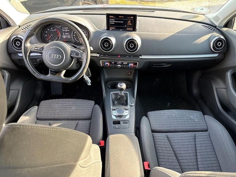 Gebraucht 2015 Audi A3 Ambition Limousine | 6.000 € (Superpreis) - Bild 1/4