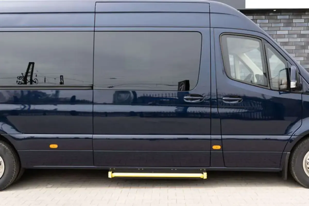 Neu Mercedes Sprinter 258 PS (189 kW) 2026 Cavansitblau Van