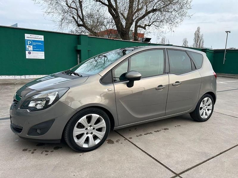 Gebraucht Opel Meriva Edition 101 PS (74 kW) 2010 Grau Van / Kleinbus