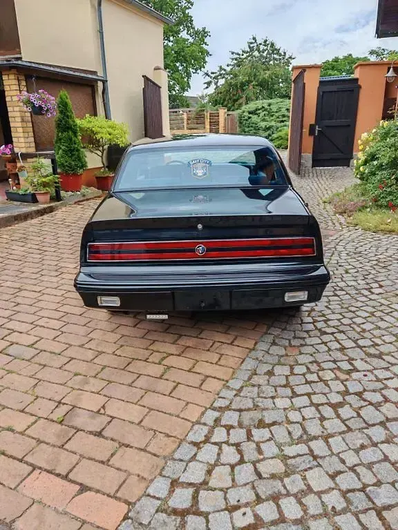Gebraucht Buick Skylark 162 PS (119 kW) 1989 Schwarz Limousine