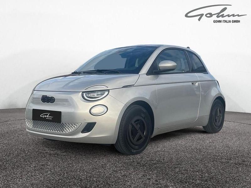 Grau Neu 2025 Fiat 500e S Limousine | 35.990 € (Teuer) - Bild 1/4