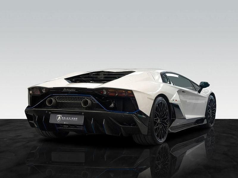 Gebraucht Lamborghini Aventador 780 PS (573 kW) 2022 Weiß