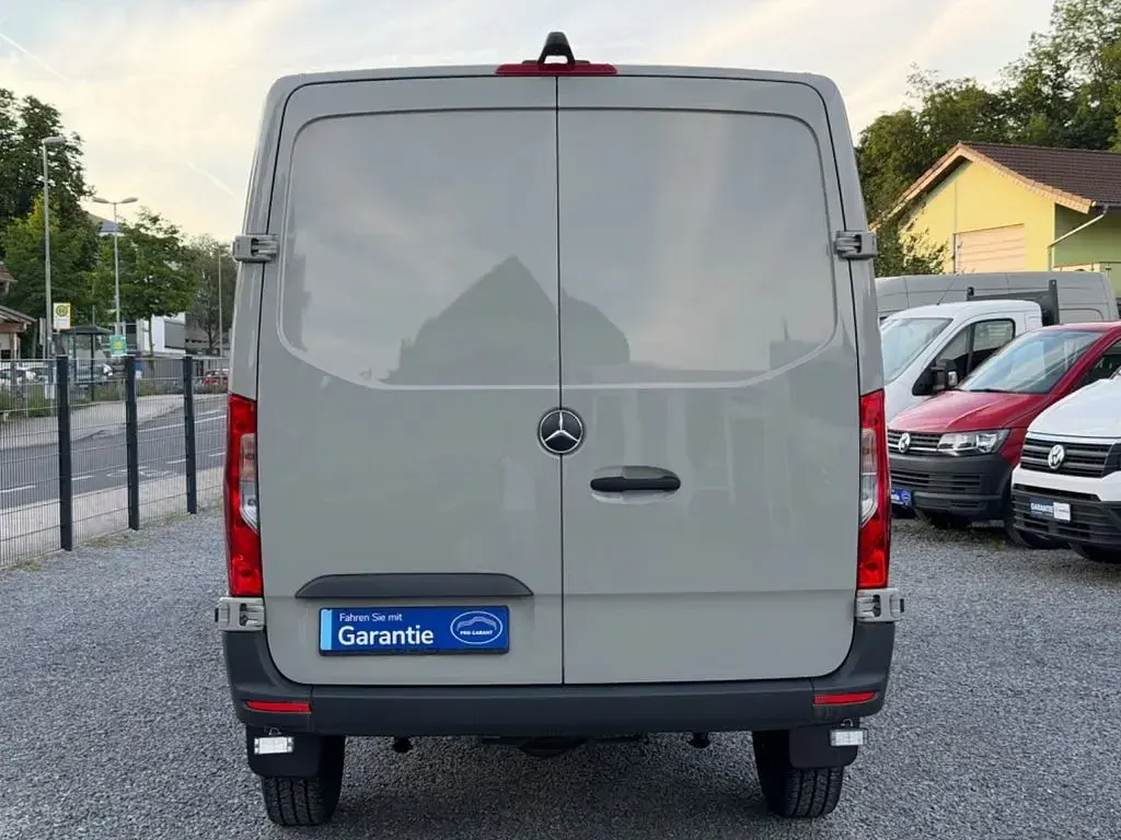 Ny Mercedes Sprinter 170 HK (125 kW) 2026 Van