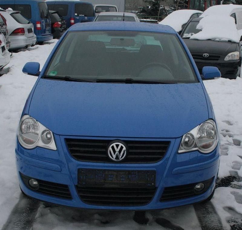 Blau Gebraucht 2008 VW Polo United Kleinwagen | 950 € (Superpreis) - Bild 1/4