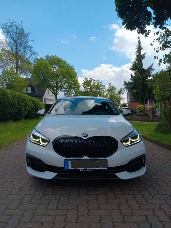 Usado BMW 118 Performance 150 CV (110 kW) 2020 Blanco Utilitario