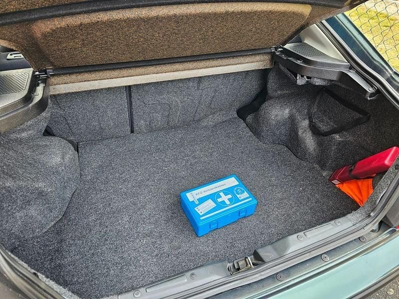 Gebraucht Honda Civic S 90 PS (66 kW) 2000 Grün Limousine